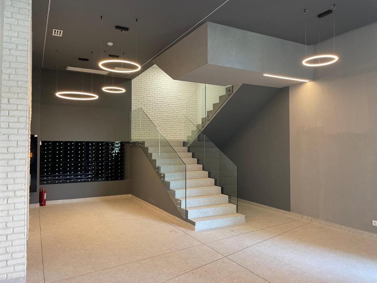 קלוז'-נאפוקה Bel Dom - The Central, Spacious 2 Rooms Luxury Apartment מראה חיצוני תמונה