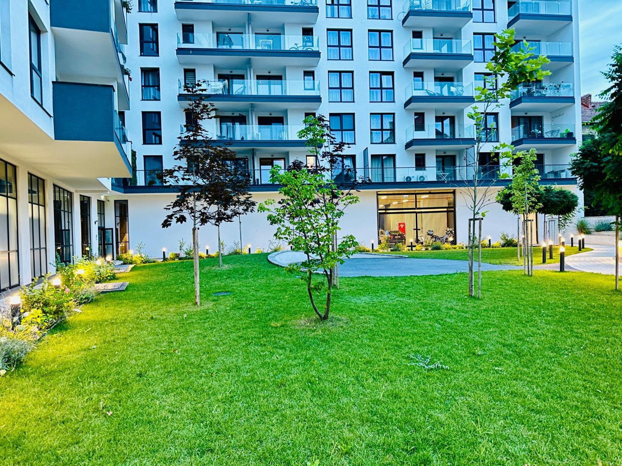 קלוז'-נאפוקה Bel Dom - The Central, Spacious 2 Rooms Luxury Apartment מראה חיצוני תמונה